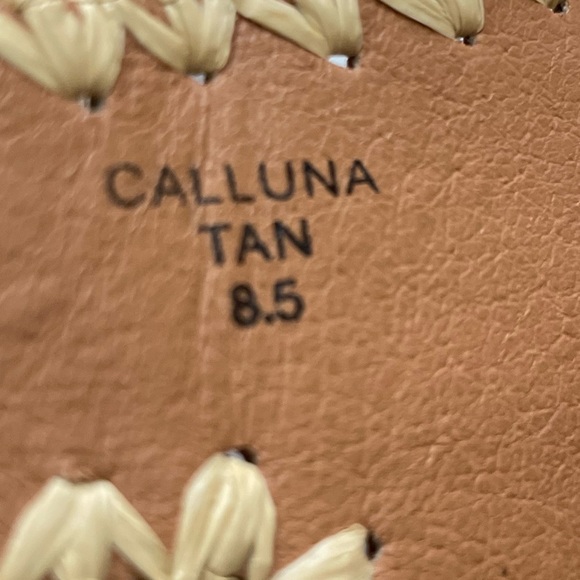 Azalea Wang Womens 8.5 Calluna Embellished Double Banded Sandals Beige Platform - Picture 8 of 9